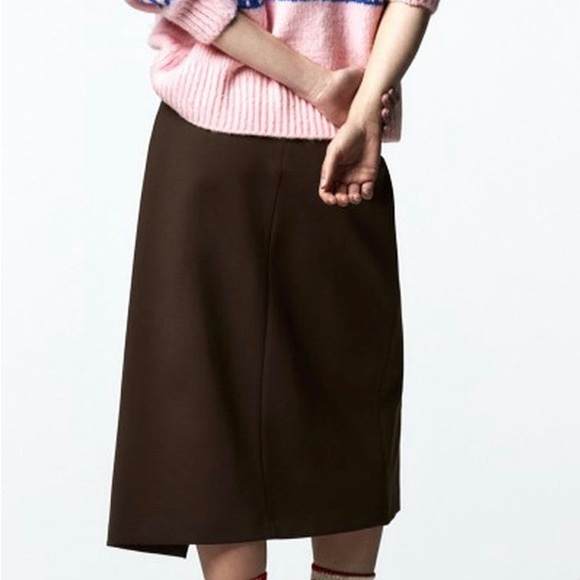 NEW Zara midi skirt with slit - Picture 3 of 6